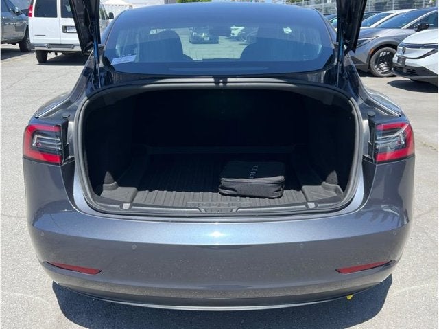 2019 Tesla Model 3 Standard Range Sedan 4D