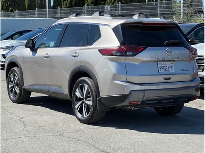 2024 Nissan Rogue SL Sport Utility 4D
