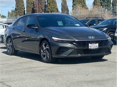 2025 Hyundai ELANTRA HYBRID SEL Sport HEV Sedan 4D
