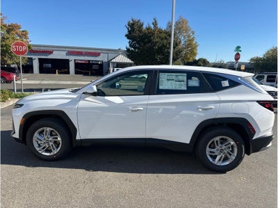 2026 Hyundai TUCSON SE FWD