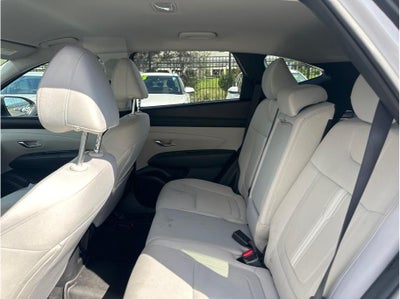 2025 Hyundai TUCSON SEL Sport Utility 4D