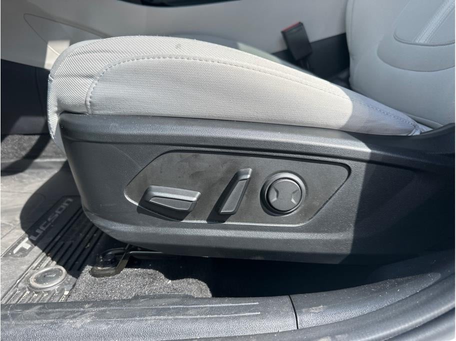 2025 Hyundai TUCSON SEL Sport Utility 4D