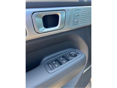 2025 Hyundai SANTA FE Limited Sport Utility 4D