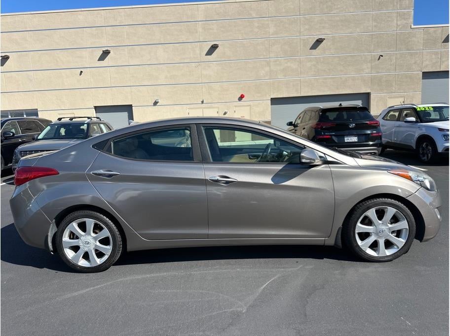 2013 Hyundai ELANTRA Limited Sedan 4D