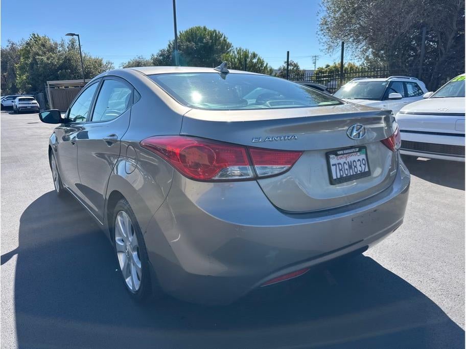 2013 Hyundai ELANTRA Limited Sedan 4D
