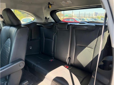 2022 Toyota Highlander XLE Sport Utility 4D