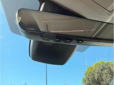 2022 Toyota Highlander XLE Sport Utility 4D