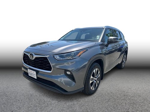 2021 Toyota Highlander XLE Sport Utility 4D