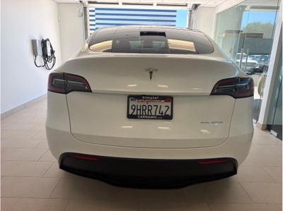 2023 Tesla Model Y Long Range Sport Utility 4D