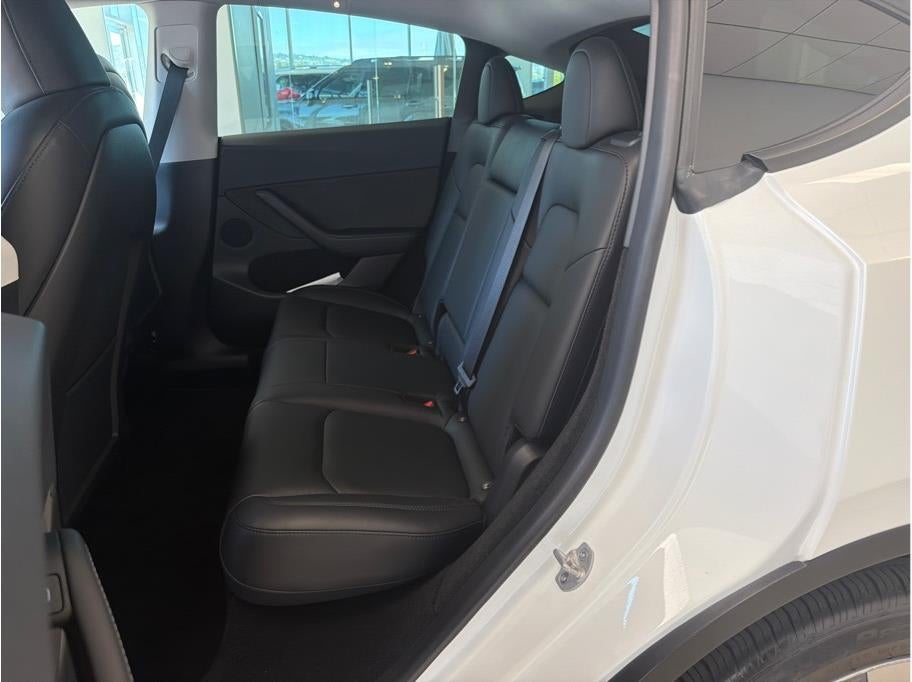 2023 Tesla Model Y Long Range Sport Utility 4D