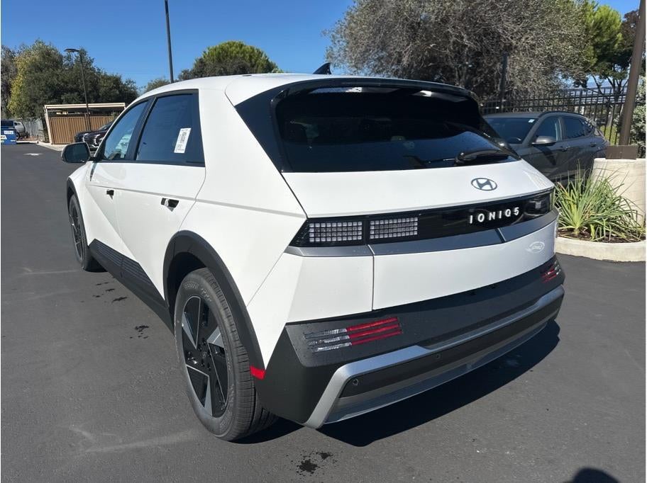 2026 Hyundai IONIQ 5 SEL