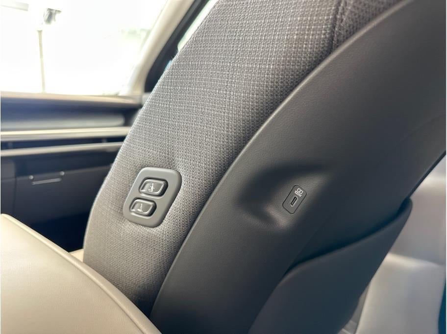 2026 Hyundai IONIQ 9 SE