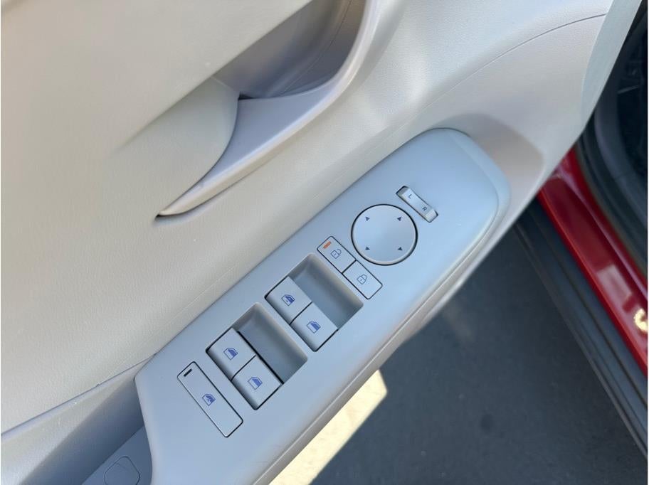 2024 Hyundai KONA SEL Sport Utility 4D