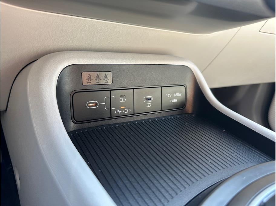 2024 Hyundai KONA SEL Sport Utility 4D