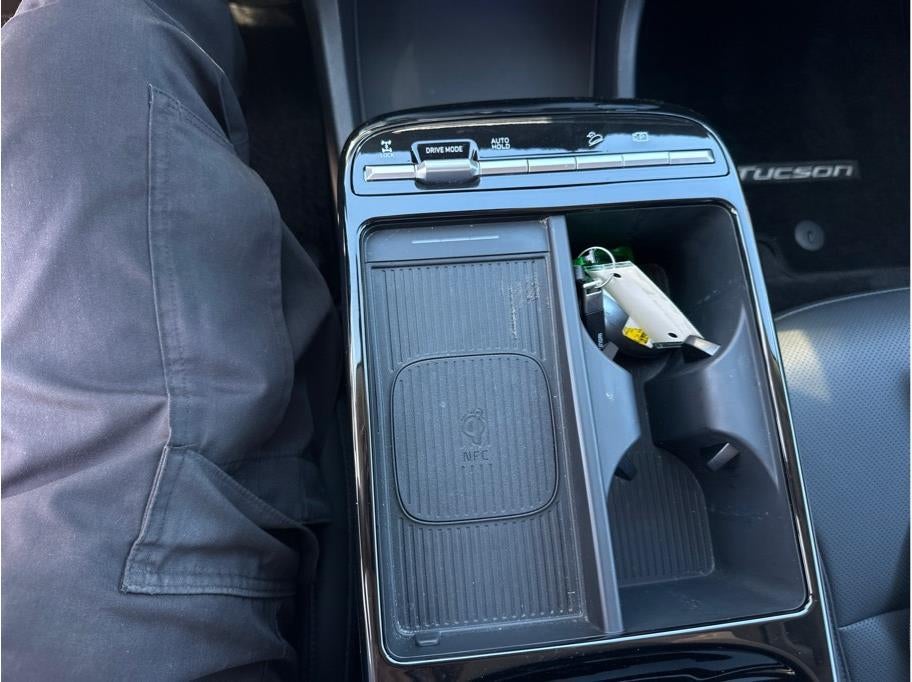 2025 Hyundai TUCSON HYBRID SEL Convenience Sport Utility 4D