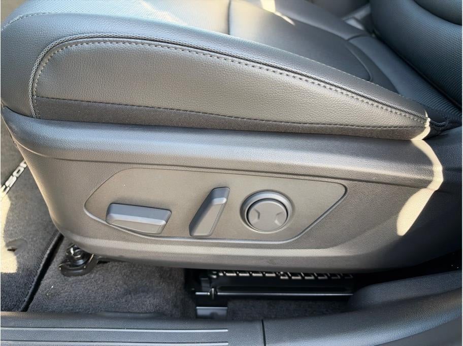 2026 Hyundai TUCSON PLUG-IN HYBRID Limited