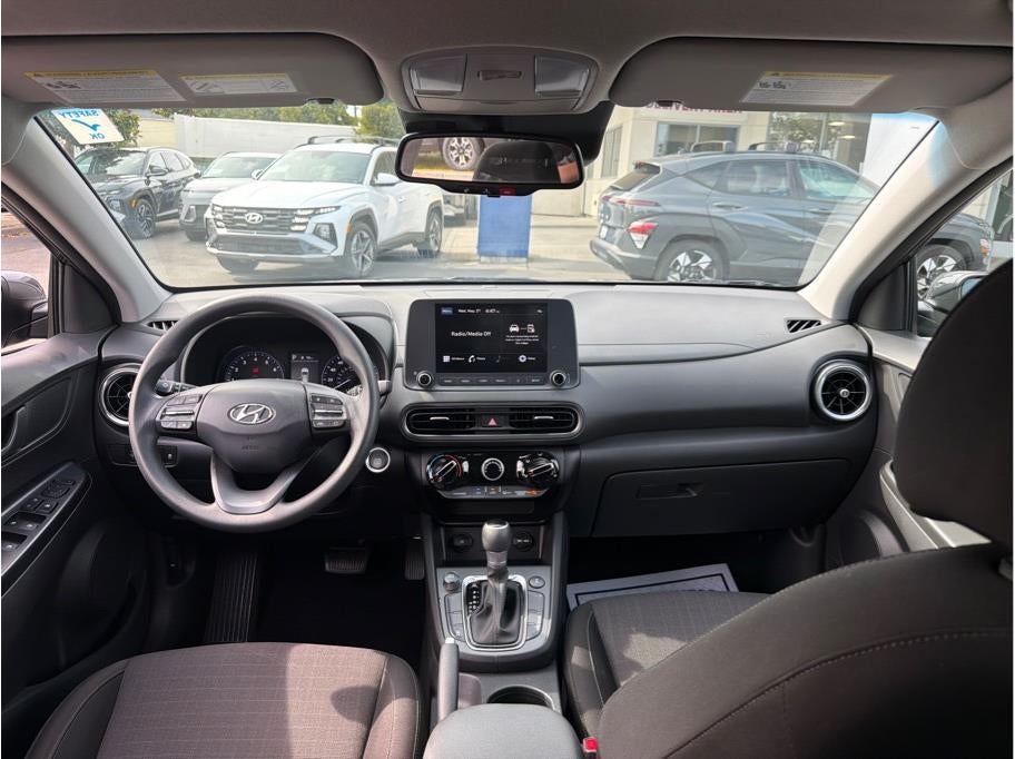 2023 Hyundai KONA SEL Sport Utility 4D