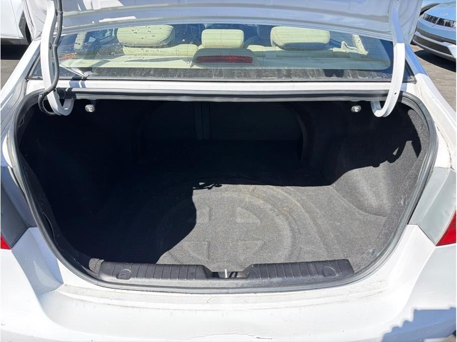 2010 Hyundai ELANTRA GLS Sedan 4D