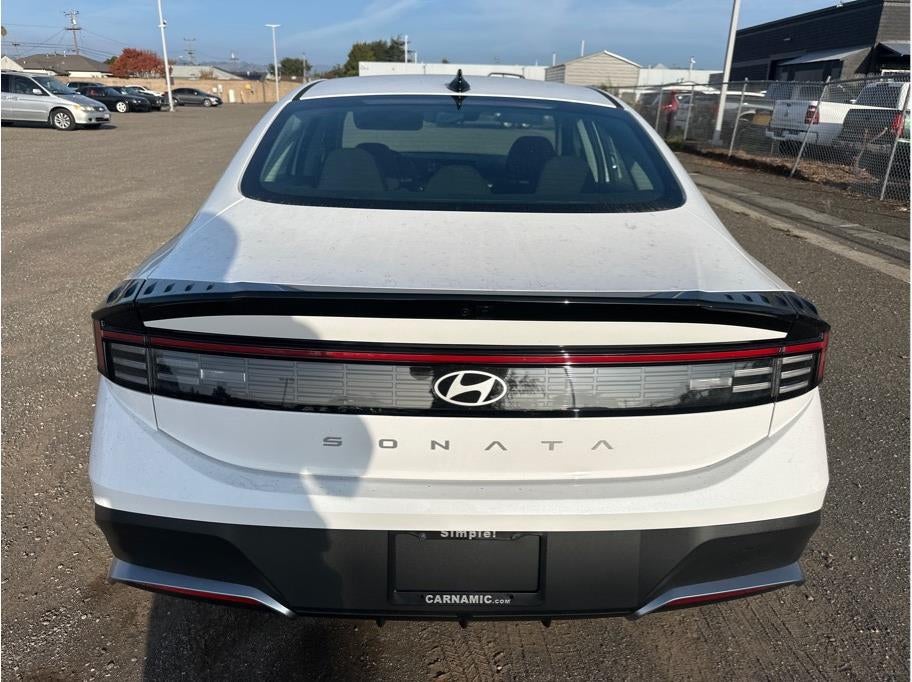 2026 Hyundai SONATA SE
