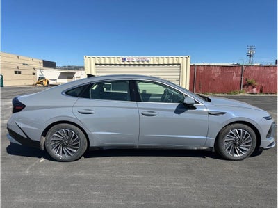 2026 Hyundai SONATA HYBRID Limited