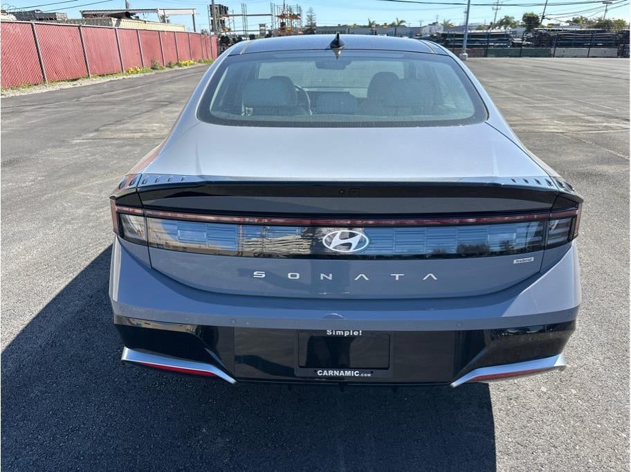 2026 Hyundai SONATA HYBRID Limited