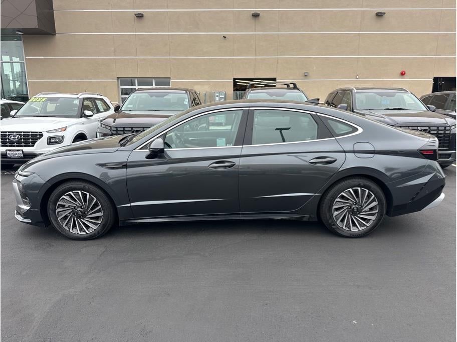 2026 Hyundai SONATA HYBRID Limited
