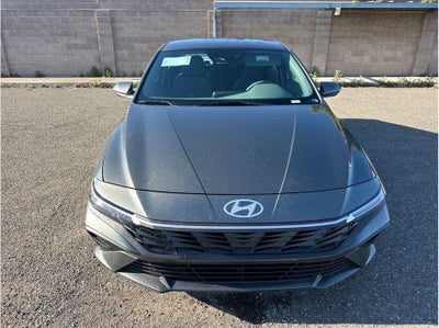2026 Hyundai ELANTRA SE