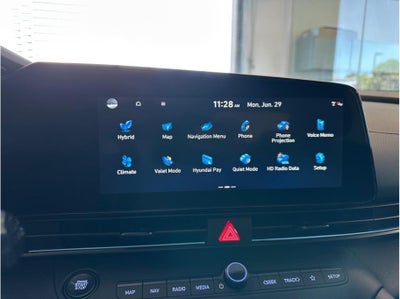 2025 Hyundai ELANTRA HYBRID SEL Sport HEV Sedan 4D
