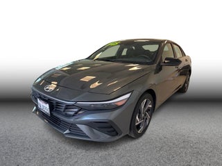 2025 Hyundai ELANTRA HYBRID SEL Sport HEV Sedan 4D