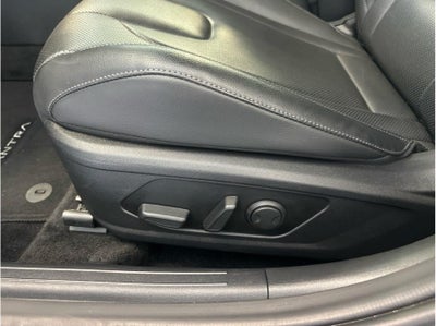 2025 Hyundai ELANTRA HYBRID Limited HEV Sedan 4D