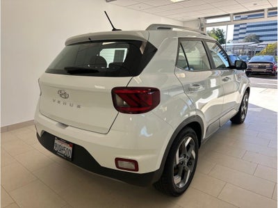 2025 Hyundai VENUE SEL Sport Utility 4D