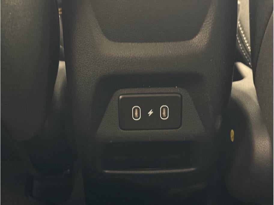 2025 Hyundai VENUE SEL Sport Utility 4D