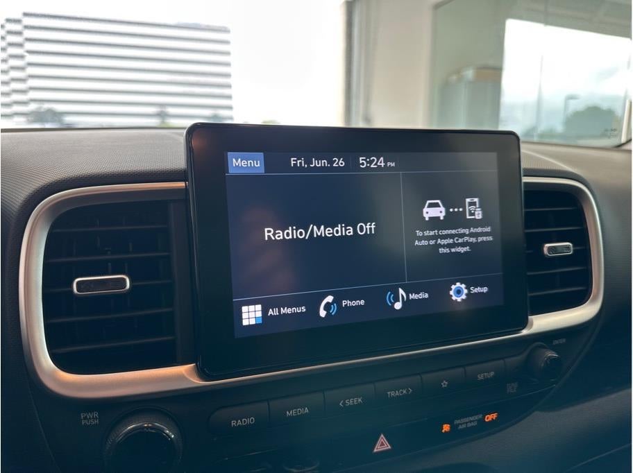 2025 Hyundai VENUE SEL Sport Utility 4D