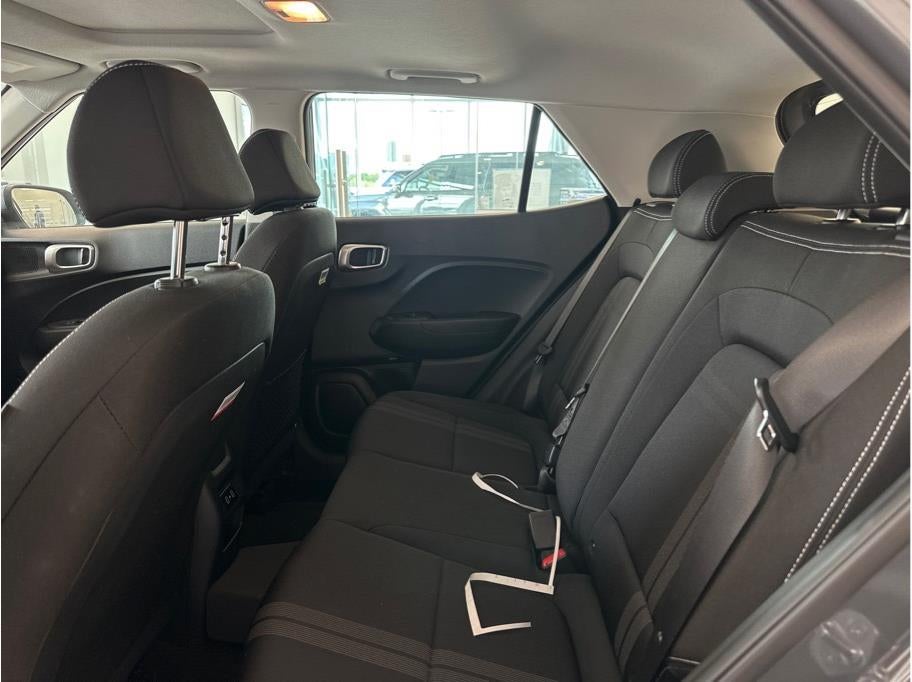 2025 Hyundai VENUE SEL Sport Utility 4D