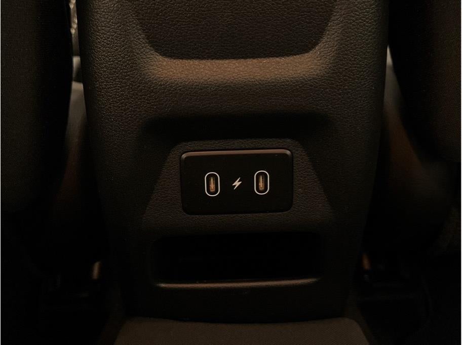 2025 Hyundai VENUE SEL Sport Utility 4D